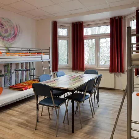 Hostel Jena ホステル *